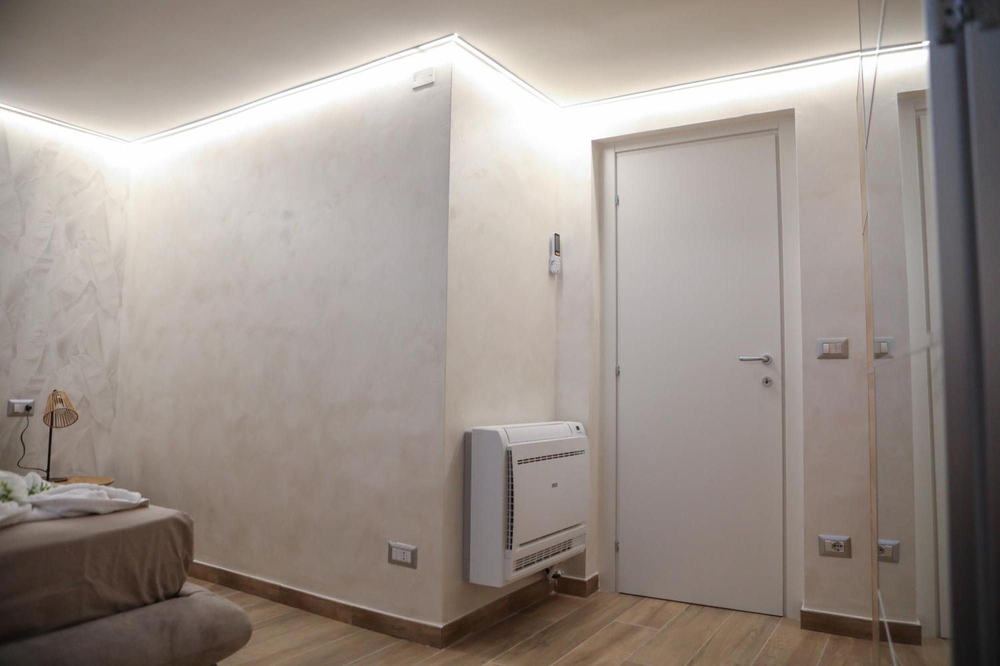Luxury Regina 14 Apartment บารี ภายนอก รูปภาพ