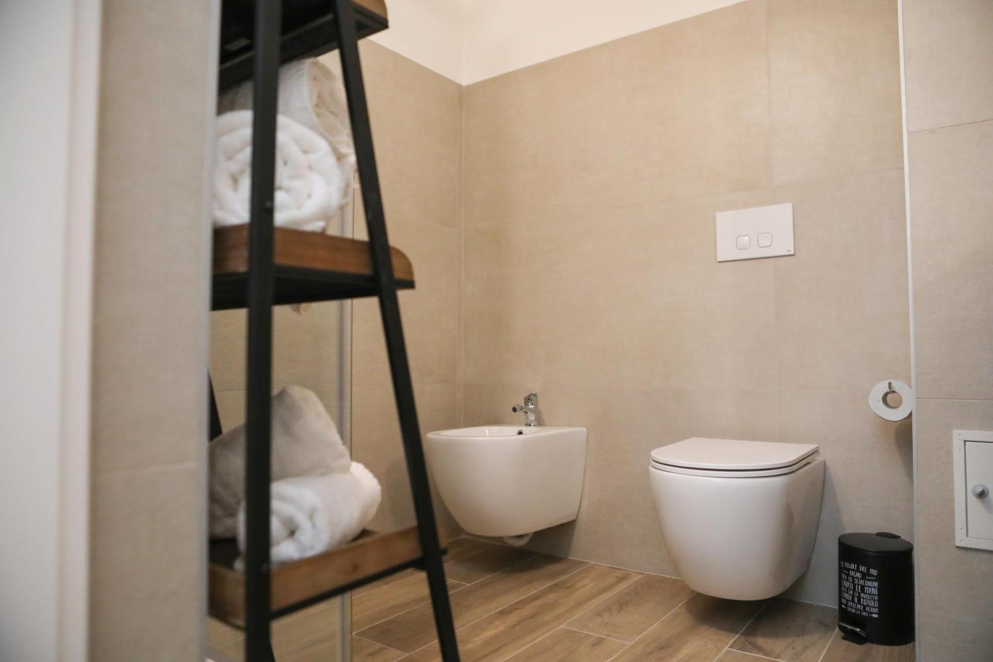 Luxury Regina 14 Apartment บารี ภายนอก รูปภาพ