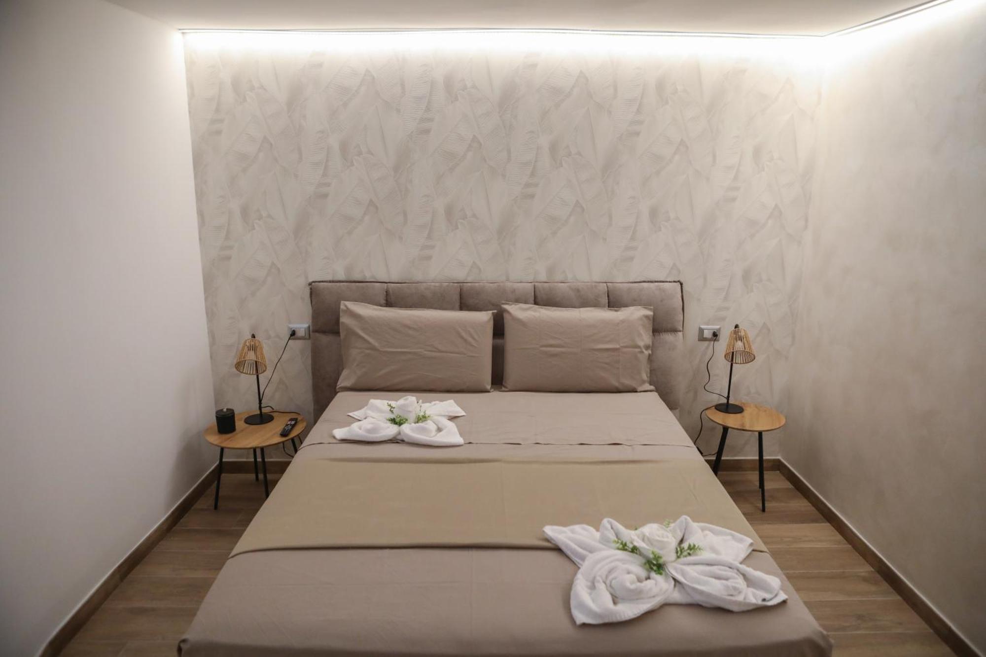 Luxury Regina 14 Apartment บารี ภายนอก รูปภาพ